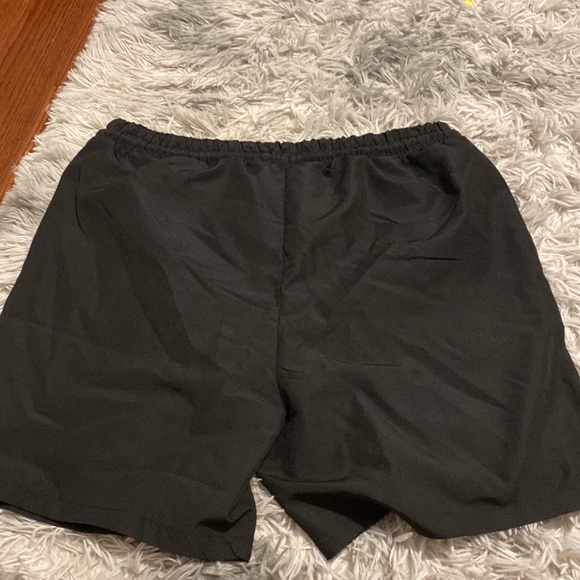 swim trunks - Picture 3 of 3